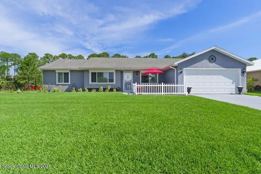 1899 Zaminder Street NW Palm Bay FL 32907