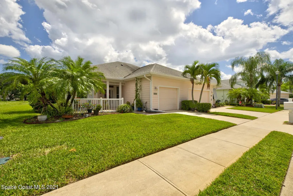 1058 Eleuthera Drive NE Palm Bay FL 32905