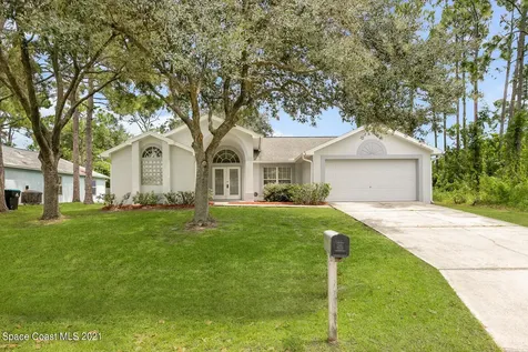 1241 Roslyn Avenue NW Palm Bay FL 32907