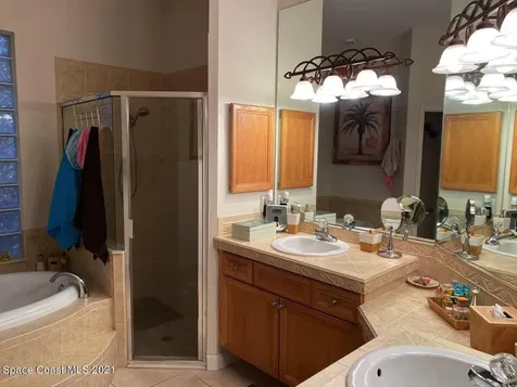 416 Southampton Drive Indialantic FL 32903