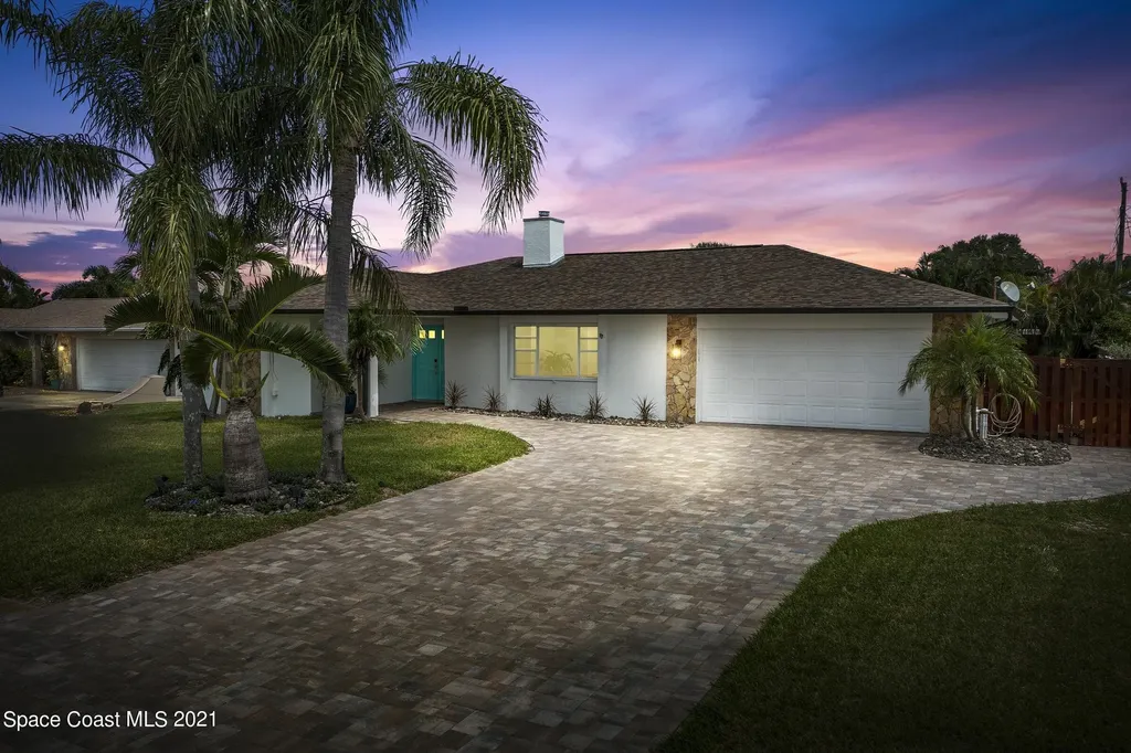 537 Carriage Circle Satellite Beach FL 32937