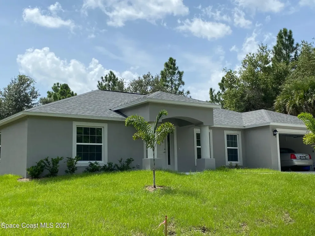 698 Floyd Street SE Palm Bay FL 32909