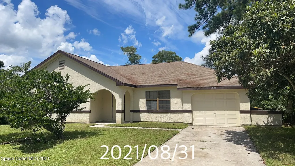 1247 Waffle Street SE Palm Bay FL 32909