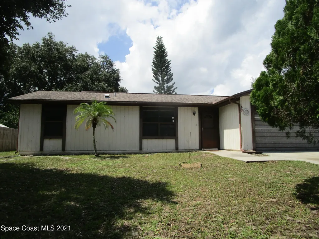 1386 Paramount Avenue SE Palm Bay FL 32909