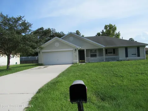 586 Black Horse Street SE Palm Bay FL 32909