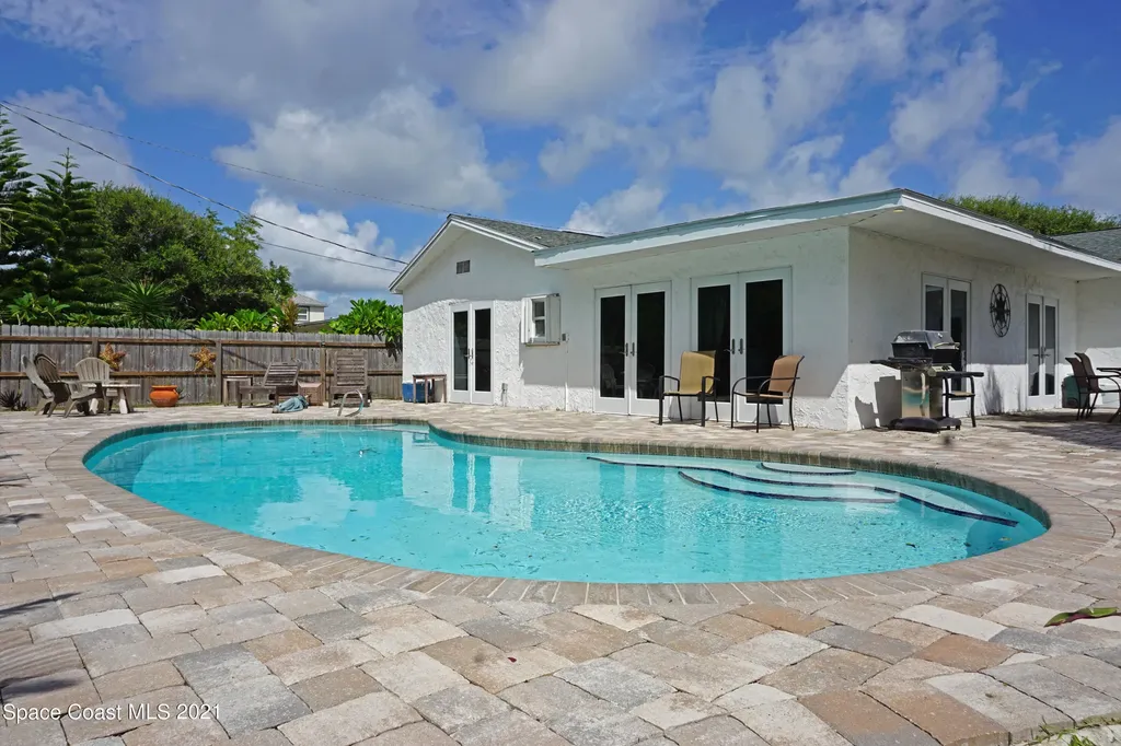22 North Court Indialantic FL 32903