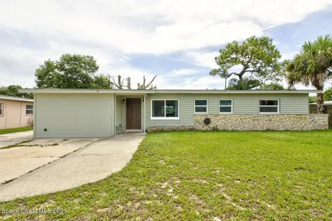 1585 Country Lane Titusville FL 32780