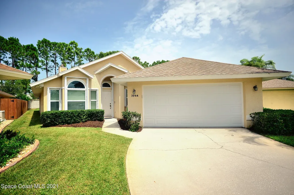 3944 Saint Armens Circle Melbourne FL 32934