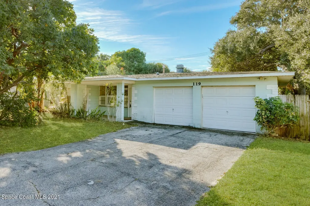 119 W Suwannee Lane Cocoa Beach FL 32931