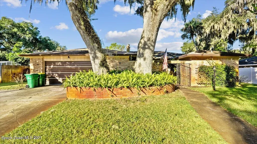 1960 Bedford Drive Titusville FL 32796