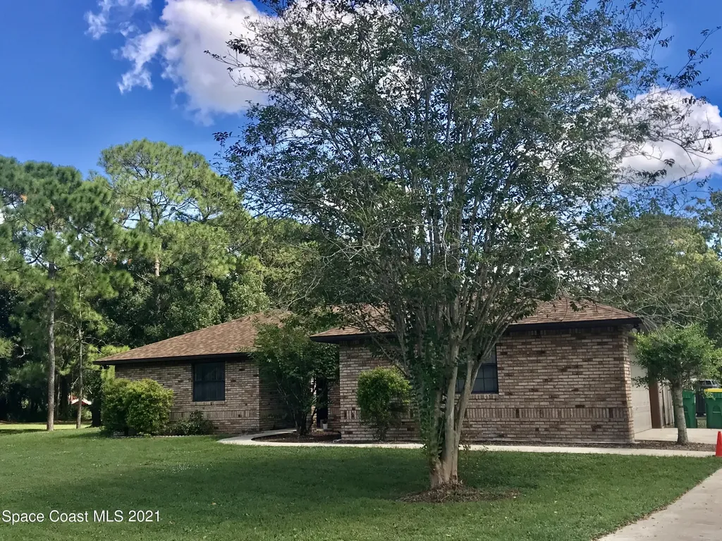 2586 N Pacer Lane Cocoa FL 32926