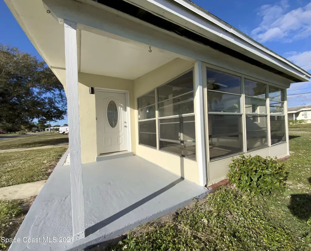 2917 Garden Terrace NE Palm Bay FL 32905