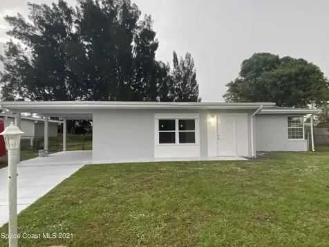 717 Angle Street NE Palm Bay FL 32905