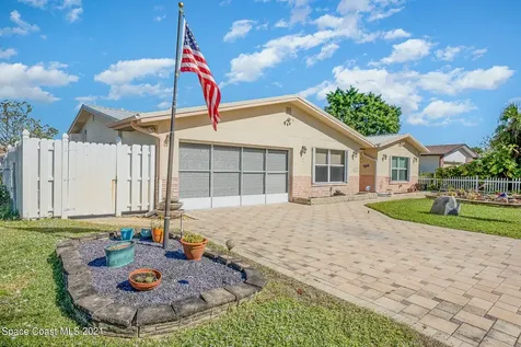 1226 Yacht Club Boulevard Indian Harbour Beach FL 32937