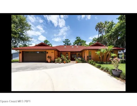 4910 Lake Pierce Drive Lake Wales FL 33898
