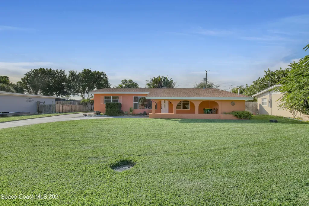 348 W Claridge Street Satellite Beach FL 32937