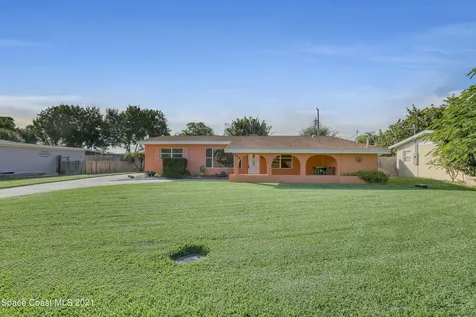 348 W Claridge Street Satellite Beach FL 32937