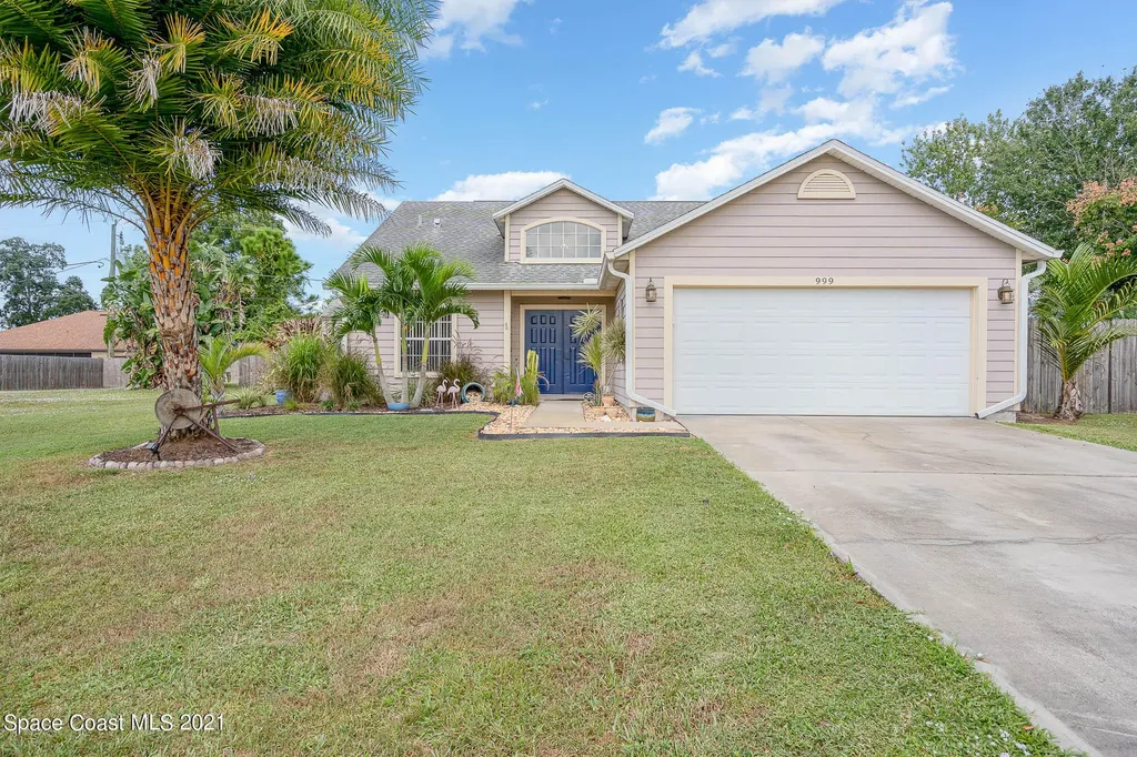 999 Hosbine Street SE Palm Bay FL 32909