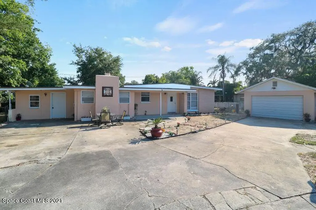1110 Brewer Court Titusville FL 32780