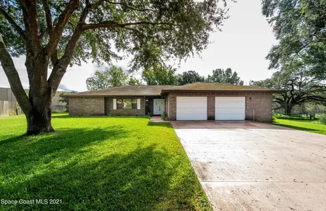 1869 Friars Court Titusville FL 32796