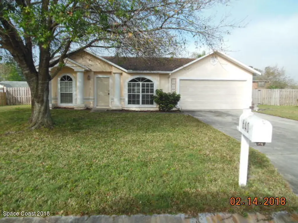 640 Murset Avenue SE Palm Bay FL 32909