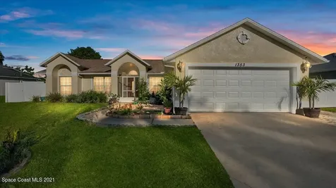 1353 Camas Avenue NW Palm Bay FL 32907