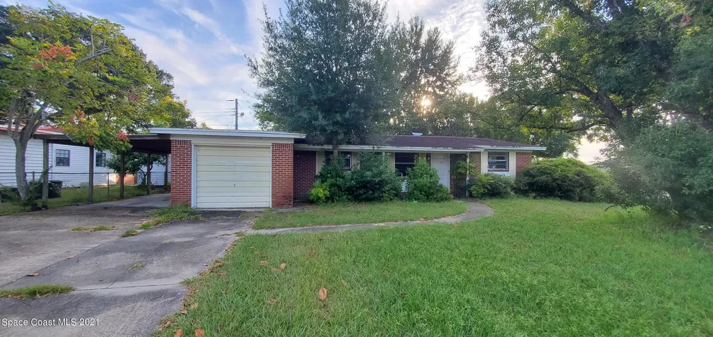 901 N Singleton Avenue Titusville FL 32796