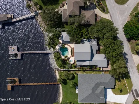 857 Indian River Drive Melbourne FL 32935