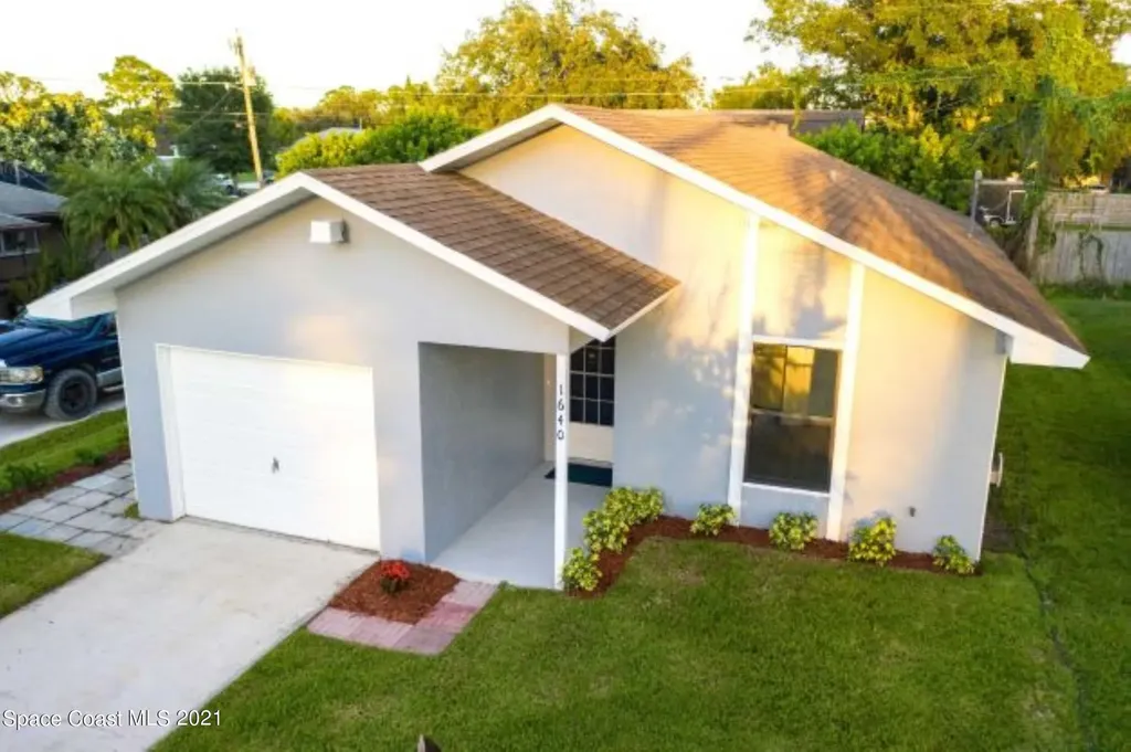 1640 21st Avenue SW Vero Beach FL 32962