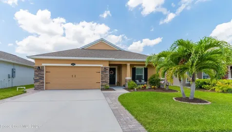 1628 Attilburgh Boulevard Melbourne FL 32904