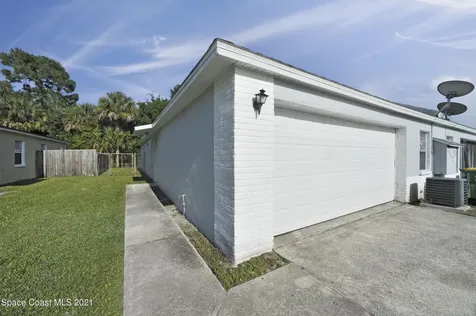 319 Sun Dial Court Cocoa FL 32926