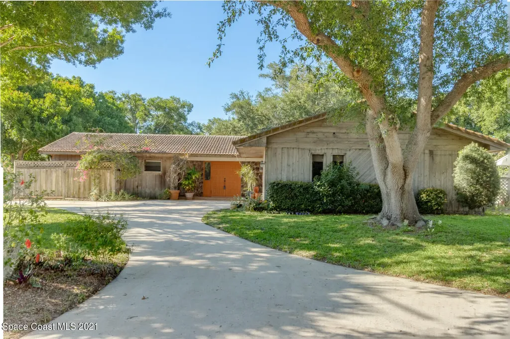 1050 Saint George Road Merritt Island FL 32952