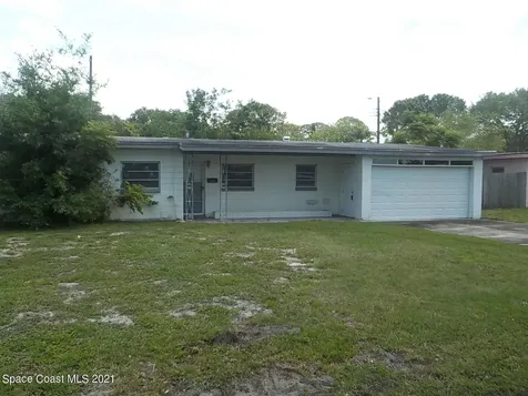 3285 Alamanda Court Titusville FL 32780