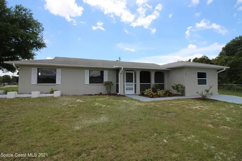 1705 Country Club Boulevard Titusville FL 32780