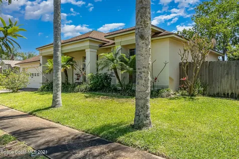1280 Little Oak Circle Titusville FL 32780