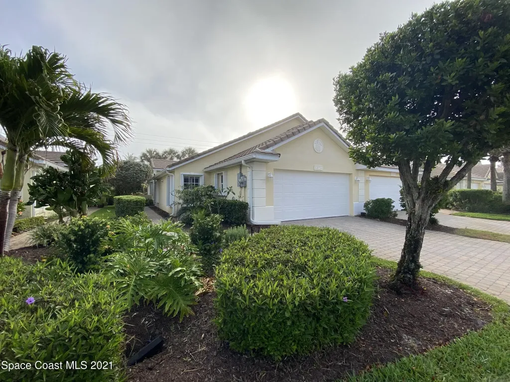 5325 Tay Court Melbourne Beach FL 32951