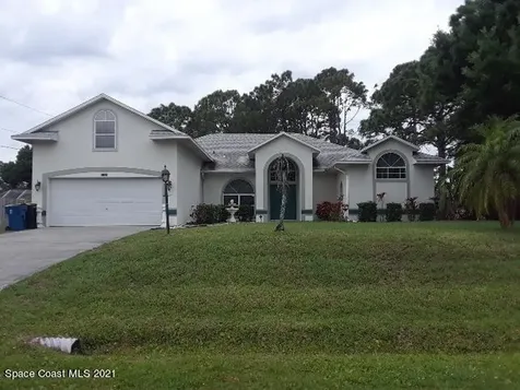 1162 Price Avenue NW Palm Bay FL 32907