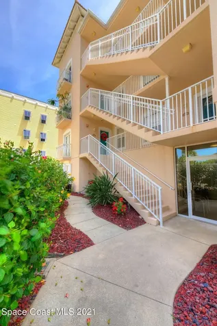 50 11th Avenue Indialantic FL 32903