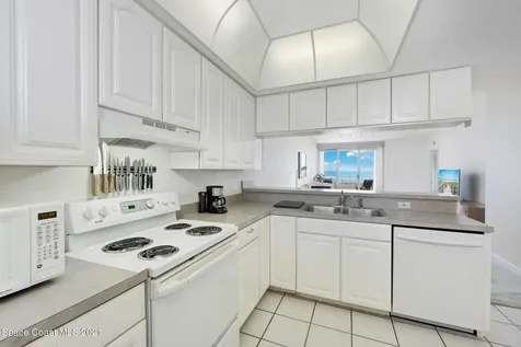 50 11th Avenue Indialantic FL 32903