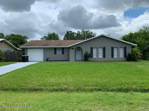 331 Christmas Avenue SE Palm Bay FL 32909