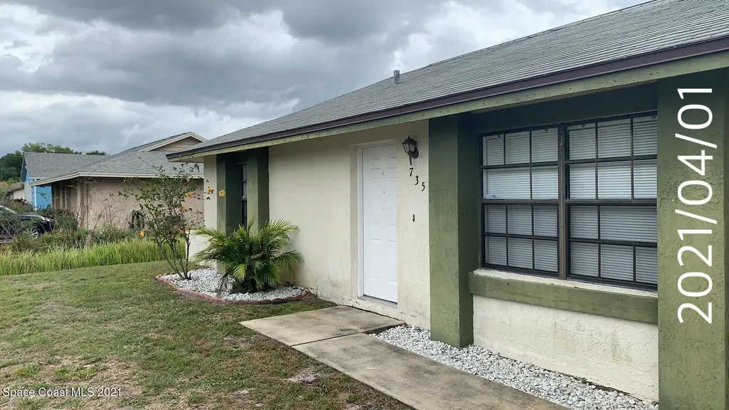 735 Alfonso Avenue SE Palm Bay FL 32909