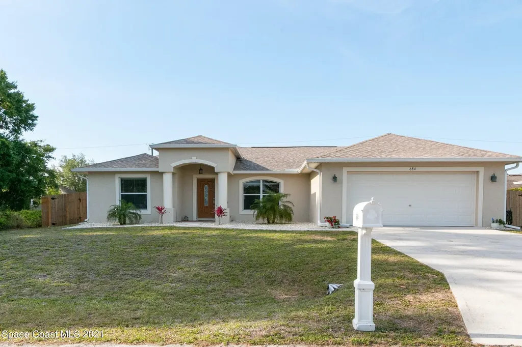 684 Fernandina Street NW Palm Bay FL 32907