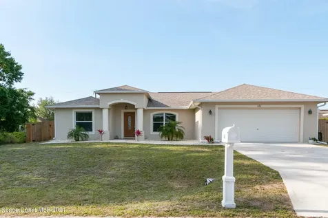 684 Fernandina Street NW Palm Bay FL 32907