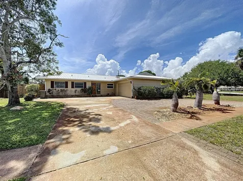 1275 Johns Circle Merritt Island FL 32952
