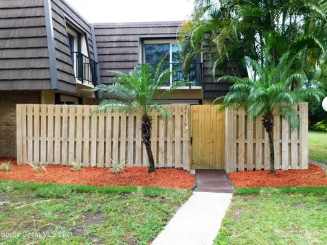2715 Vista Oaks Circle NE Palm Bay FL 32905