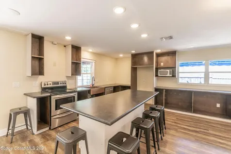 943 Bluewater Drive Indian Harbour Beach FL 32937
