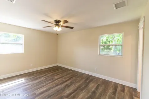 943 Bluewater Drive Indian Harbour Beach FL 32937