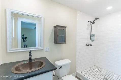 943 Bluewater Drive Indian Harbour Beach FL 32937