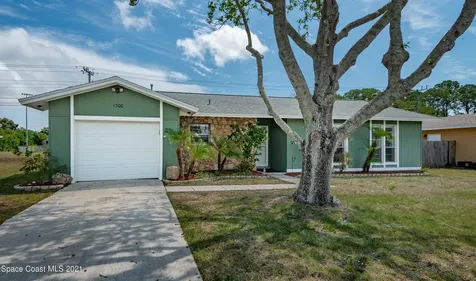 1300 Huntington Lane Rockledge FL 32955