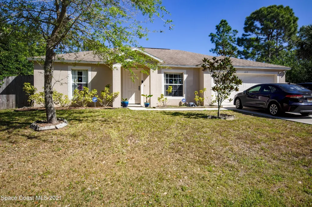 1215 Windingdale Street SE Palm Bay FL 32909